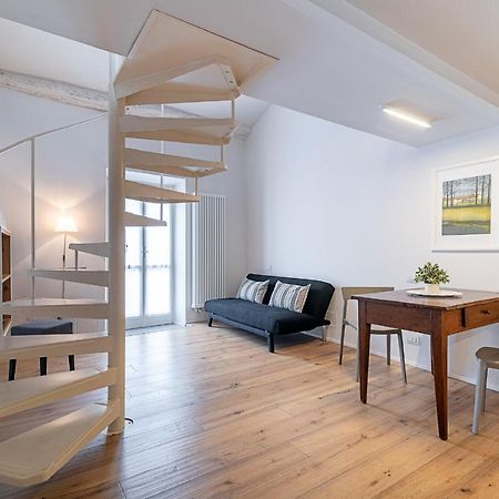 32 Bnb Camerecaffe Pavia Luaran gambar