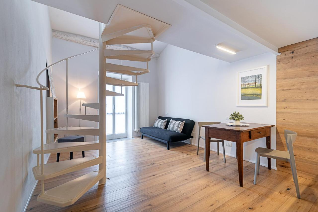 32 Bnb Camerecaffe Pavia Luaran gambar