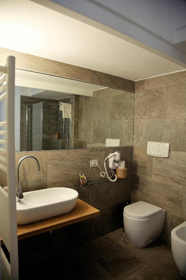 32 Bnb Camerecaffe Pavia Luaran gambar